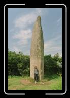 11-003_4A * Le Menhir de Kerloas, Finisterre * 1392 x 2088 * (548KB)